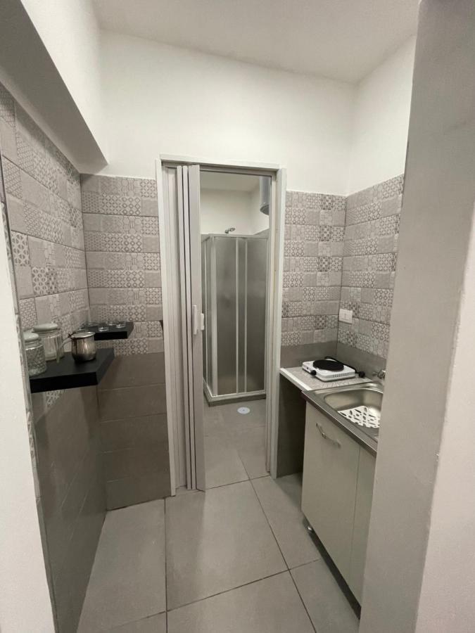 House Nunu Apartment เนเปิลส์ ภายนอก รูปภาพ