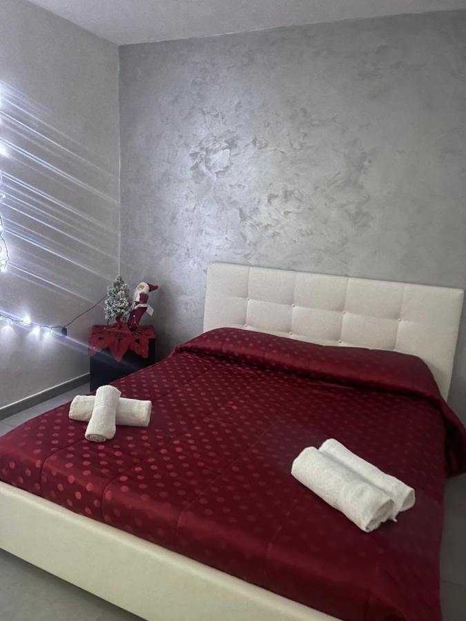 House Nunu Apartment เนเปิลส์ ภายนอก รูปภาพ